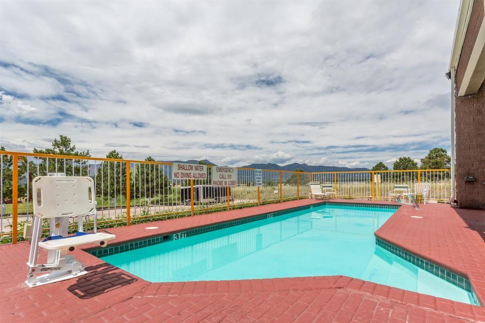 Motel 6-Colorado Springs, Co - Air Force Academy Dış mekan fotoğraf